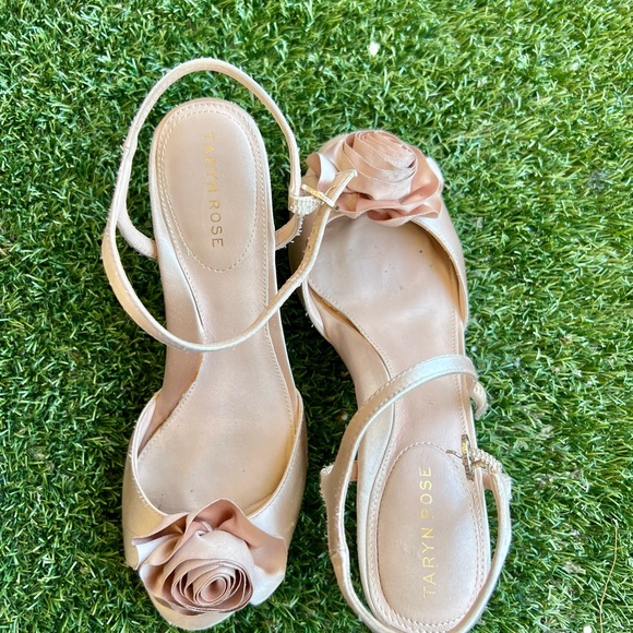 Woman heel 8 Used - Picture 3 of 8